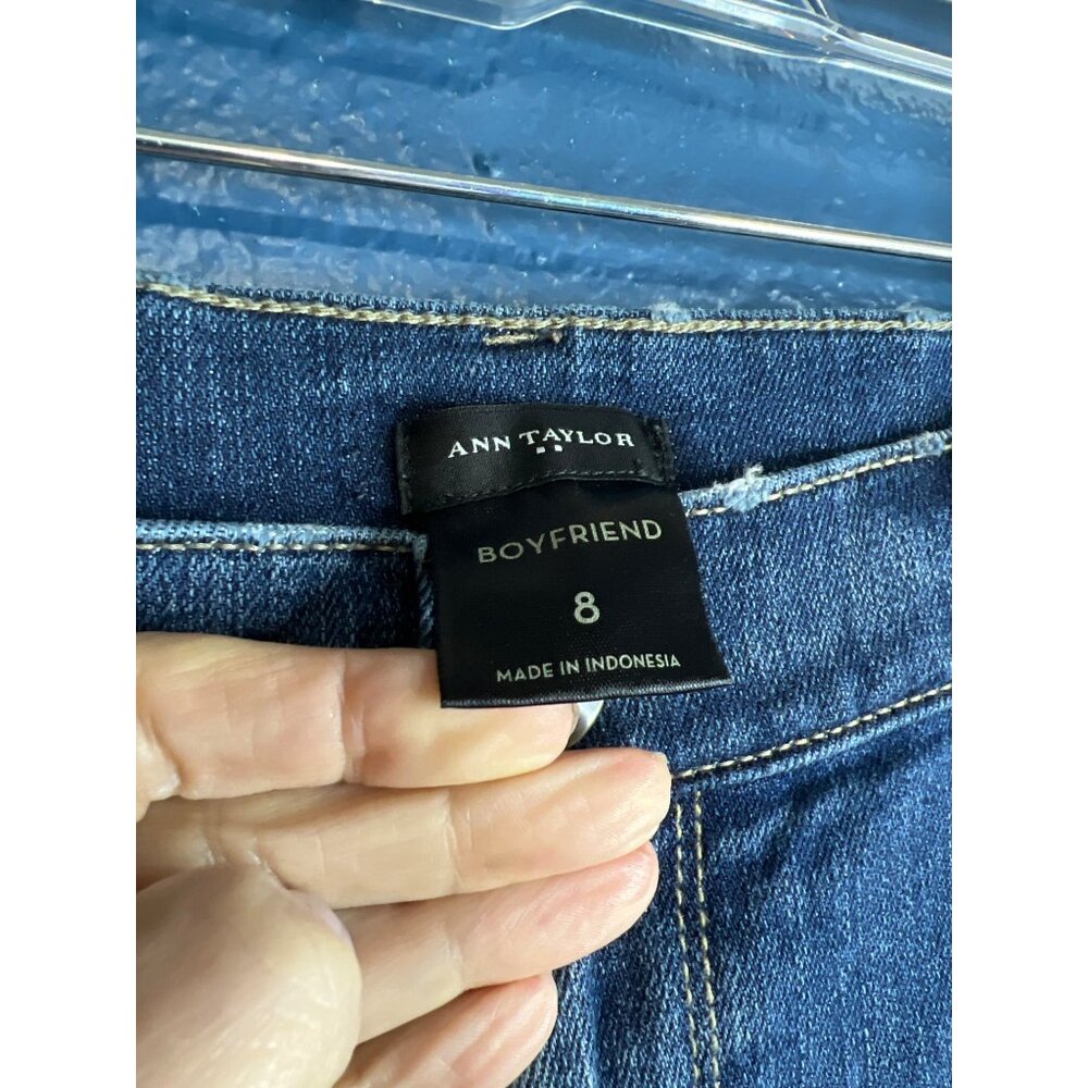 Ann Taylor Boyfriend Jeans Size 8 - Picture 2 of 5